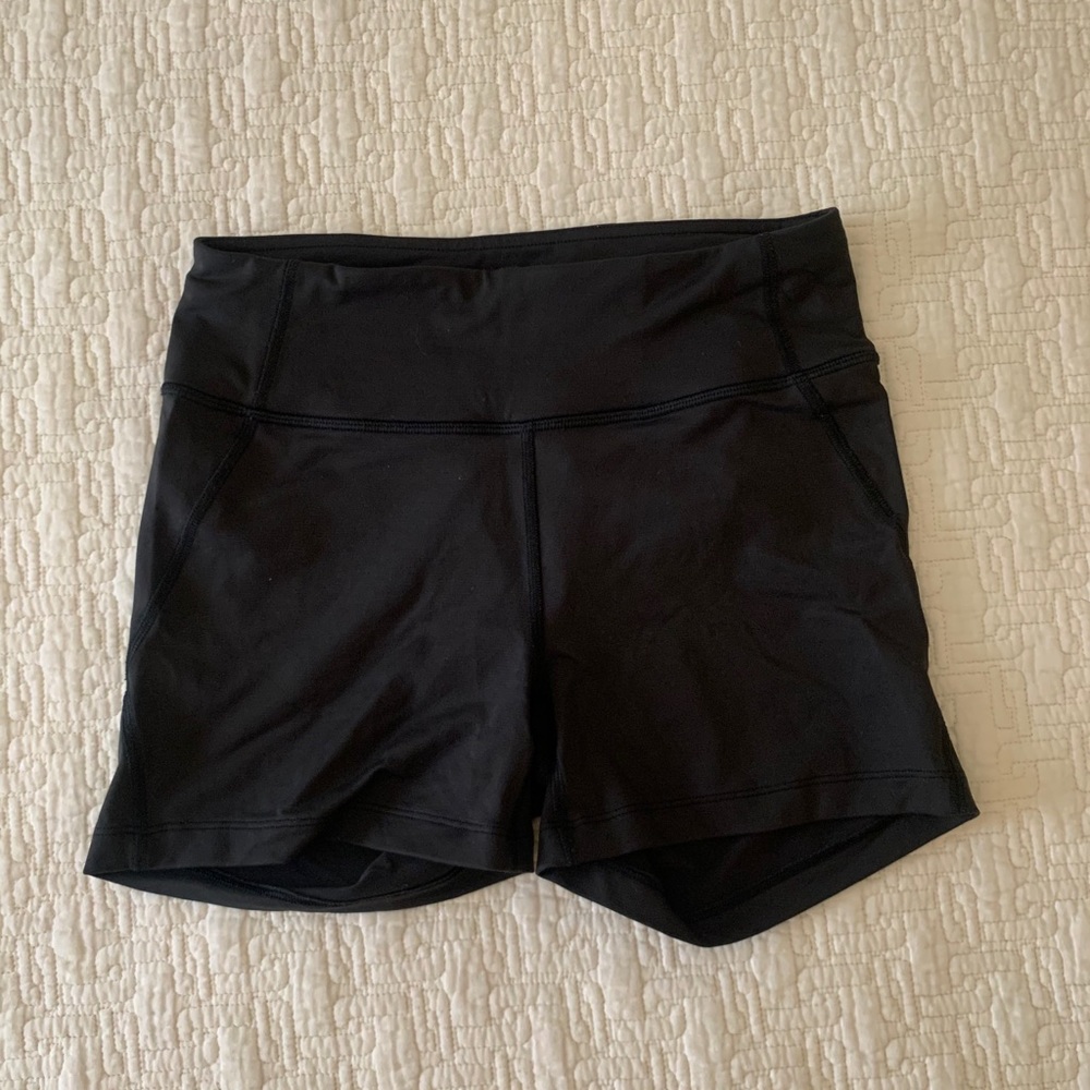 Outdoor Voices 3.5” Flex Shorts